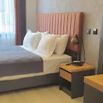 Woynpoint Hotel&cafe Ξενοδοχείο 3*