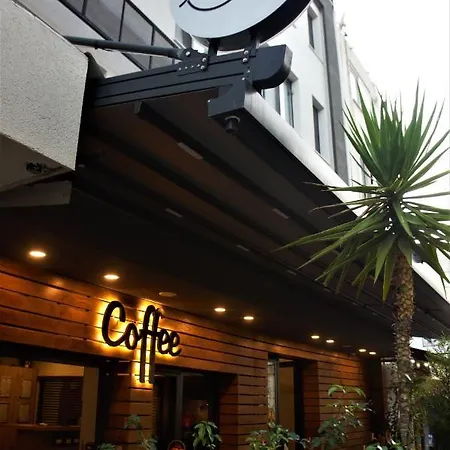 Woynpoint Hotel&cafe Hotel *