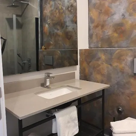 Hotel Woynpoint Hotel&cafe 3*