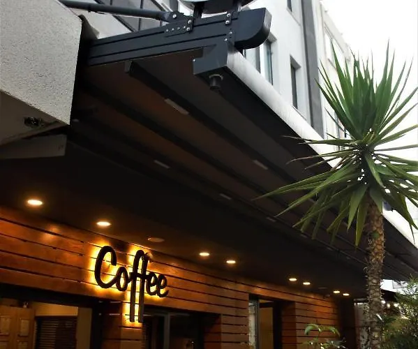 Woynpoint Hotel&cafe Hotell 3*